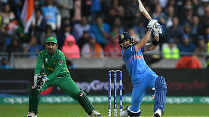 Sarfraz Ahmed, Virat Kohli
