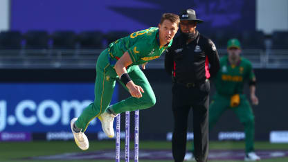 South Africa name replacement for Dwaine Pretorius in T20 World Cup squad