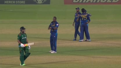 Angelo Mathews sends back Shakib and Shanto in quick succession | CWC23