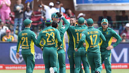 Wayne Parnell made early inroads at the top of the order scalping openers Niroshan Dickwella and Sandun Weerakkody