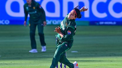 Sensational Fatima near hat-trick stings India chase | WT20WC 2024