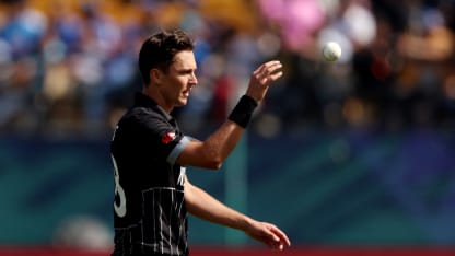 Boult claims three Australia scalps on busy day for bowlers | CWC23