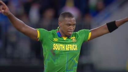 Lungi Ngidi bags big wicket of in-form Virat Kohli for South Africa against India | T20WC 2022
