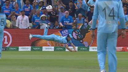 CWC19: ENG v IND - Brilliant running catch by Chris Woakes ends Rishabh Pant's innings