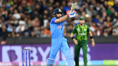 SIX: Virat Kohli dances and delivers | T20WC 2022