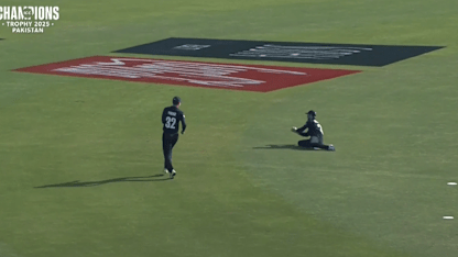 Excellent catch from Kane Williamson | BAN v NZ | Champions Trophy