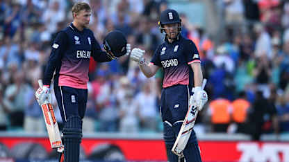 Eoin Morgan, Joe Root