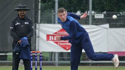 Charlie Peet takes 7 wickets in devastating spell (1)