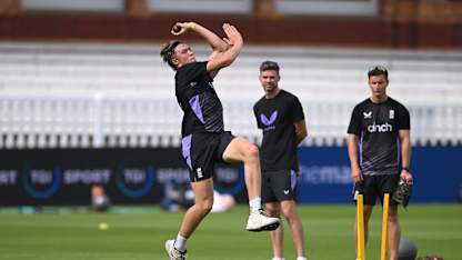 England name debutant pacer in XI for third Test, Sri Lanka name all-pace attack