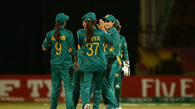 Pak Women