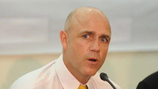 39608 Richard Pybus steps down