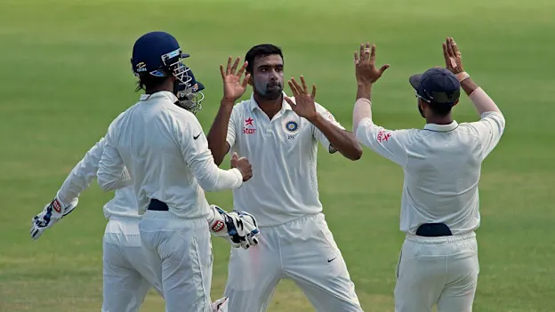 77018 CRICKET-IND-WIS