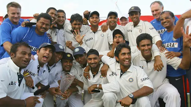 The victorious India squad celebrate the series triumph // Getty Images