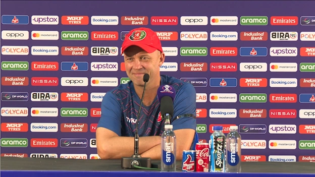 Jonathan-Trott-11-10-23