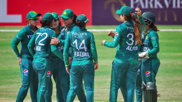 pak women
