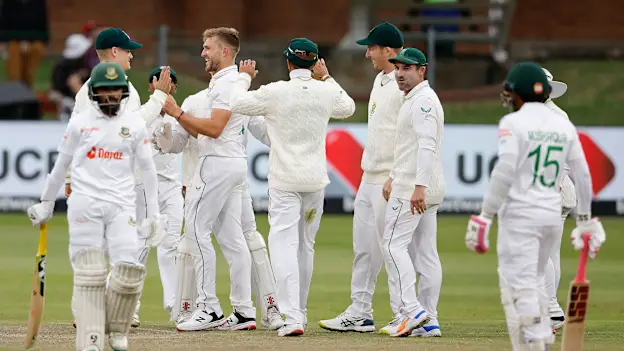 Mominul wicket