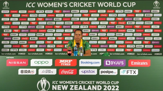 Post-Match-South-Africa-Chloe-Tryon-22-03-2022_Moment