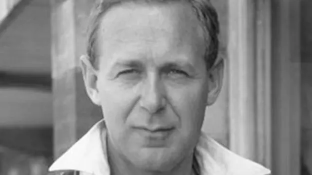 Logo of Arthur Morris