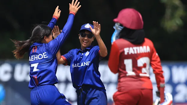 Pornnapha Saehoe of Thailand celebrates