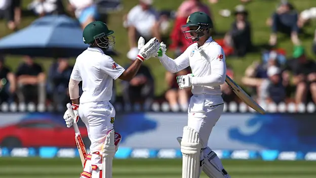 Quinton de Kock and Temba Bavuma stitched together a 160-run seventh-wicket partnership