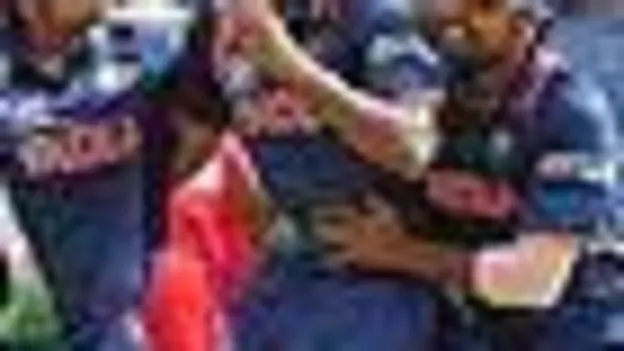 9959 indiateam_odi_70