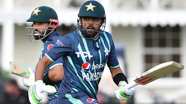 Babar-batting-with-Rizwan