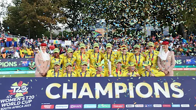 Meg Lanning of Australia lifts the ICC Women's T20 World Cup following the ICC Women's T20 World Cup Final match between Australia and South Africa at Newlands Stadium on February 26, 2023 in Cape Town, South Africa.