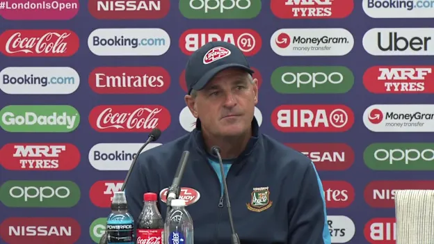 Steve-Rhodes-BANGLADESH-PRE-CWC-04JUNE19_Moment