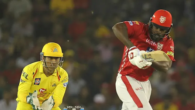 MS Dhoni and Chris Gayle