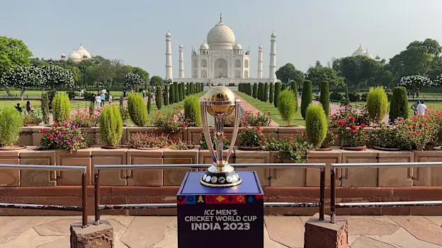 ICC-Men-s-CWC-2023-Trophy-Tour-Agra-Taj-Mahal-_Pic-1
