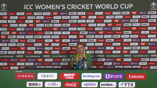 Post-Match-South-Africa-Mignon-du-Preez-27-03-2022_Moment