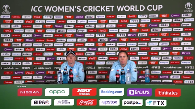 Post-Match-England-Heather-Knight-Natalie-Sciver-03-04-2022_Moment