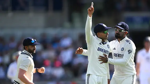 Gill celebrates with KL Rahul