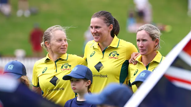 Alyssa Healy, Tahlia McGrath and Beth Mooney
