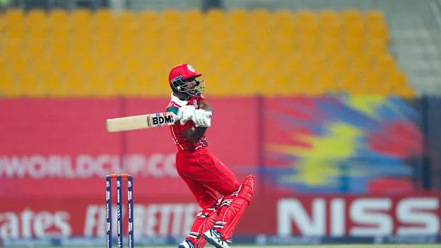 Aamir Kaleem batting.