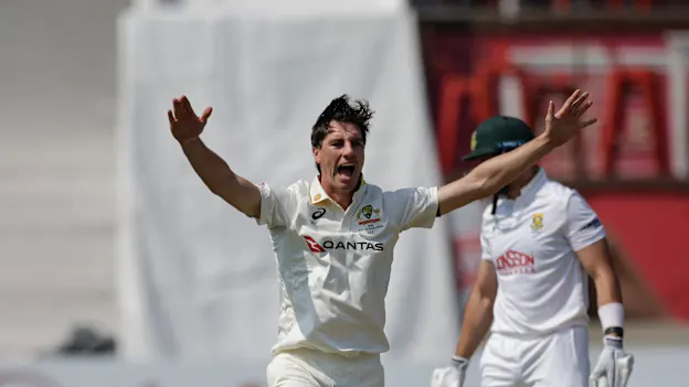 Pat Cummins and his bowlers put Australia on top against South Africa