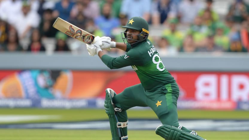 Sohail, Amir keep Pakistan's World Cup alive