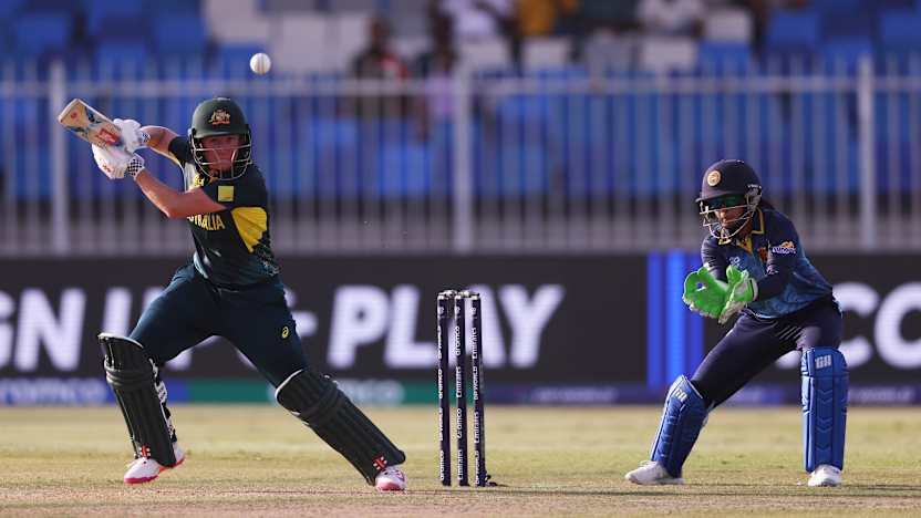 Australia Defeats Sri Lanka in T20 World Cup Opener