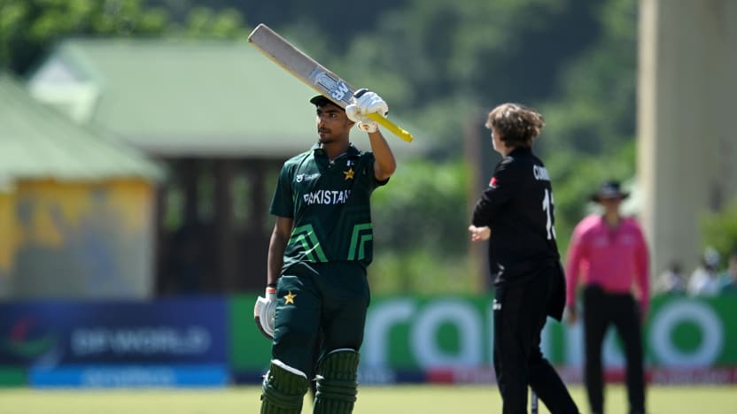 Pakistan and South Africa lead their groups as Zimbabwe advance to the Super Six stage