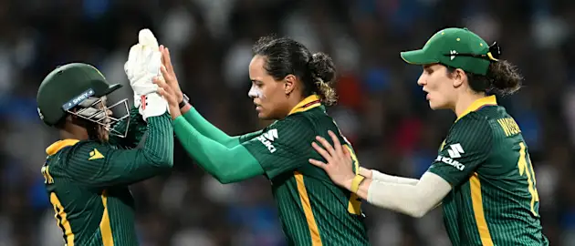 Tryon nabs Mandhana to open Proteas account | CWC25