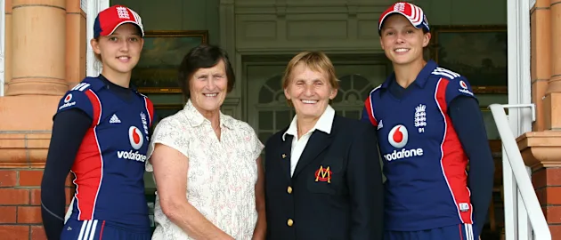 Sarah Taylor and Lynne Thomas