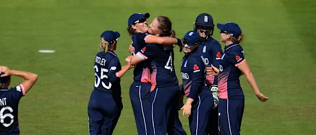 England women celebrating
