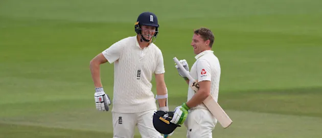 22.8_Buttler Crawley