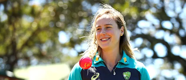 In 2017 Ellyse Perry claimed the Belinda Clark Award and ICC Women’s Cricketer of the Year titles