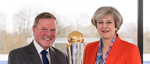 The Prime Minister with the CT trophy