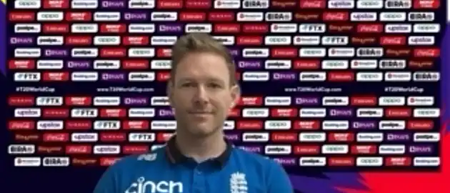 Pre-Match-PC-Eoin-Morgan-England-05-11-21_Moment