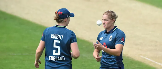 Knight and Brunt in discussion