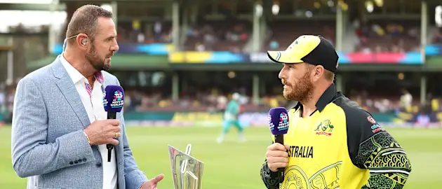 Simon Doull and Aaron Finch