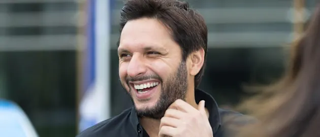 Shahid Afridi gets ready to unveil the ICC Champions Trophy