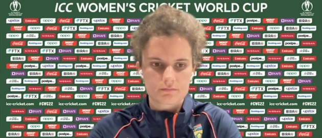 Pre-Match-South-Africa-Laura-Wolvaardt-21-03-2022_Moment